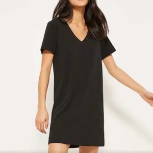 Aritzia aaron green slip dress. beautiful Japanese crepe, barely worn. Size 2